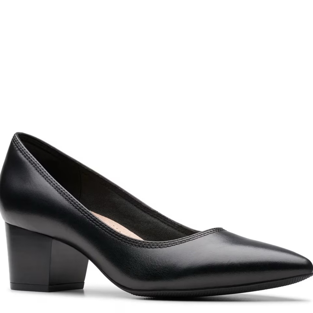Like New Clarks Ellanie Hope Pumps - 7.5W
